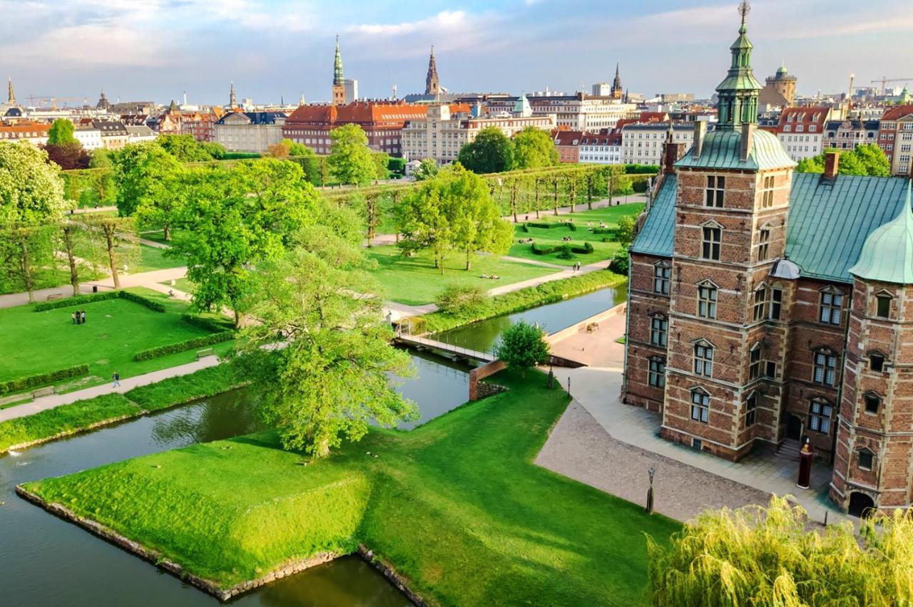 Central Copenhagen Apt With Balcony, Free Parking W Elevator Exterior foto